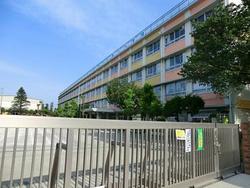 写真：三鷹市立第三小学校